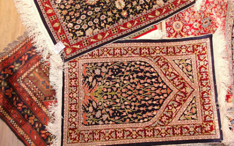 How to Choose the Right Rug for Your Dining Room