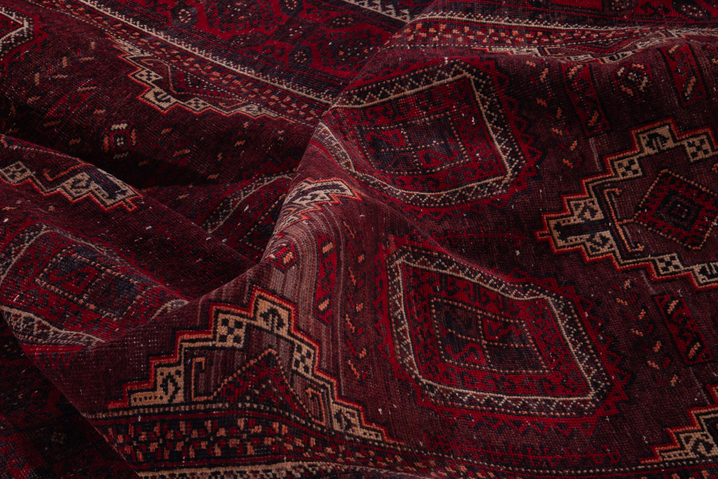 4676 - 4'11" x 13'10"