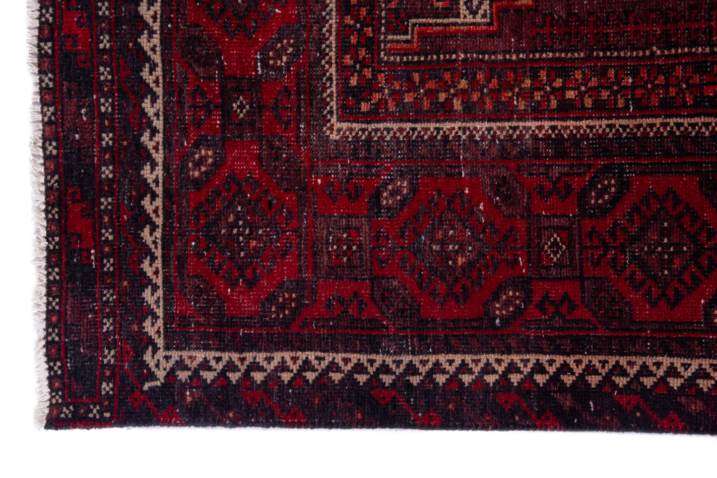 4676 - 4'11" x 13'10"