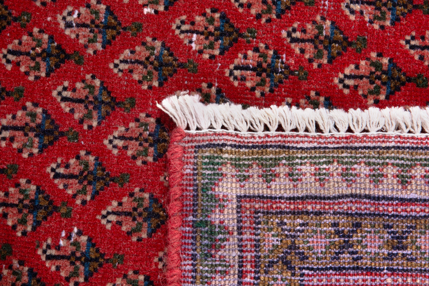 4945 - 6'11" x 10'4"