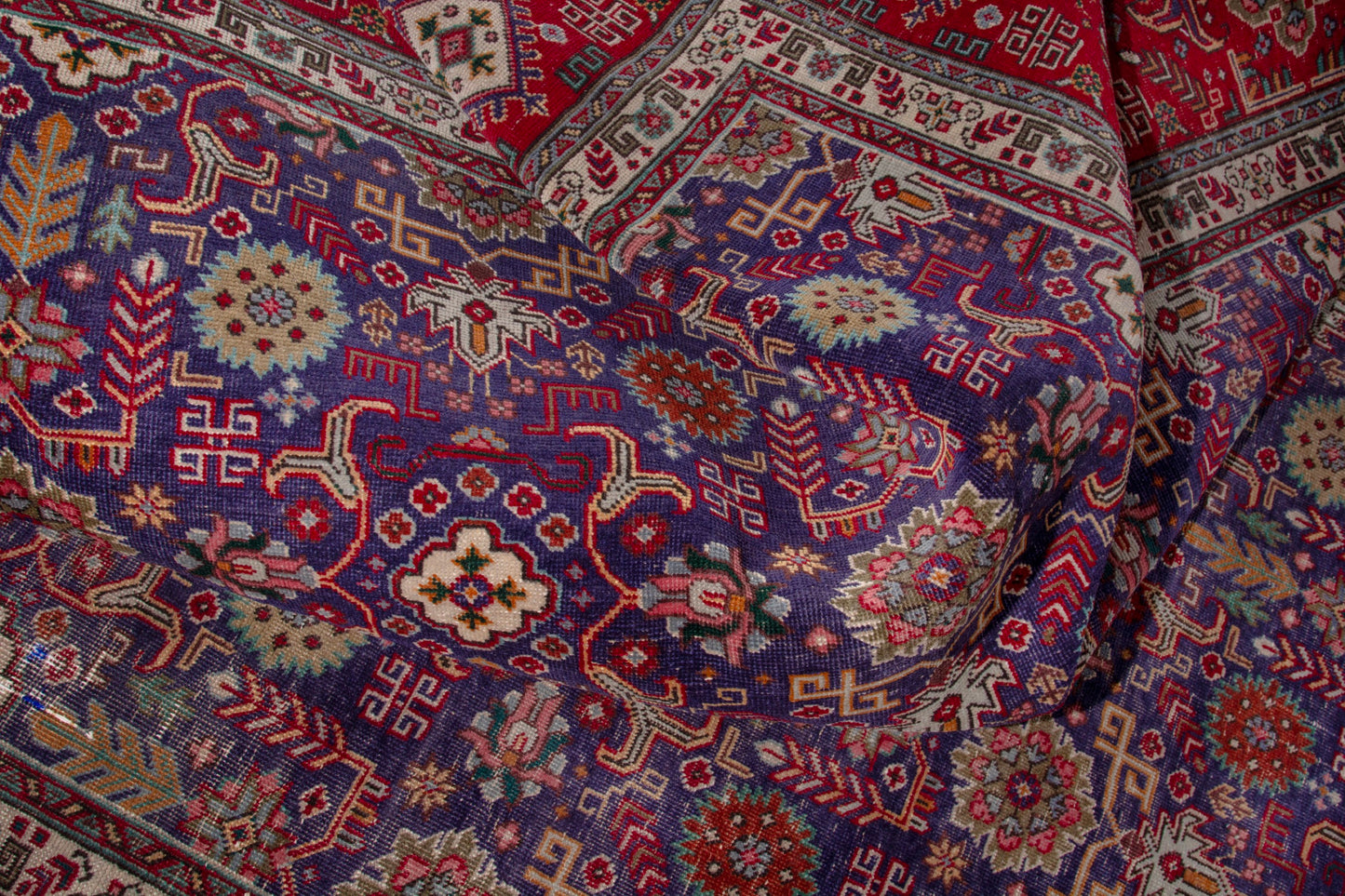 4956 - 9'9" x 12'11"