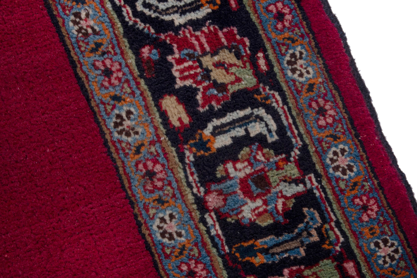 5225 - 3'11" x 12'8"