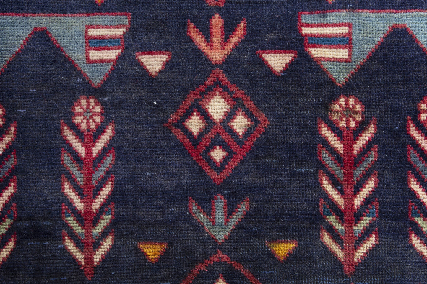 5929 - 3' x 5'8"