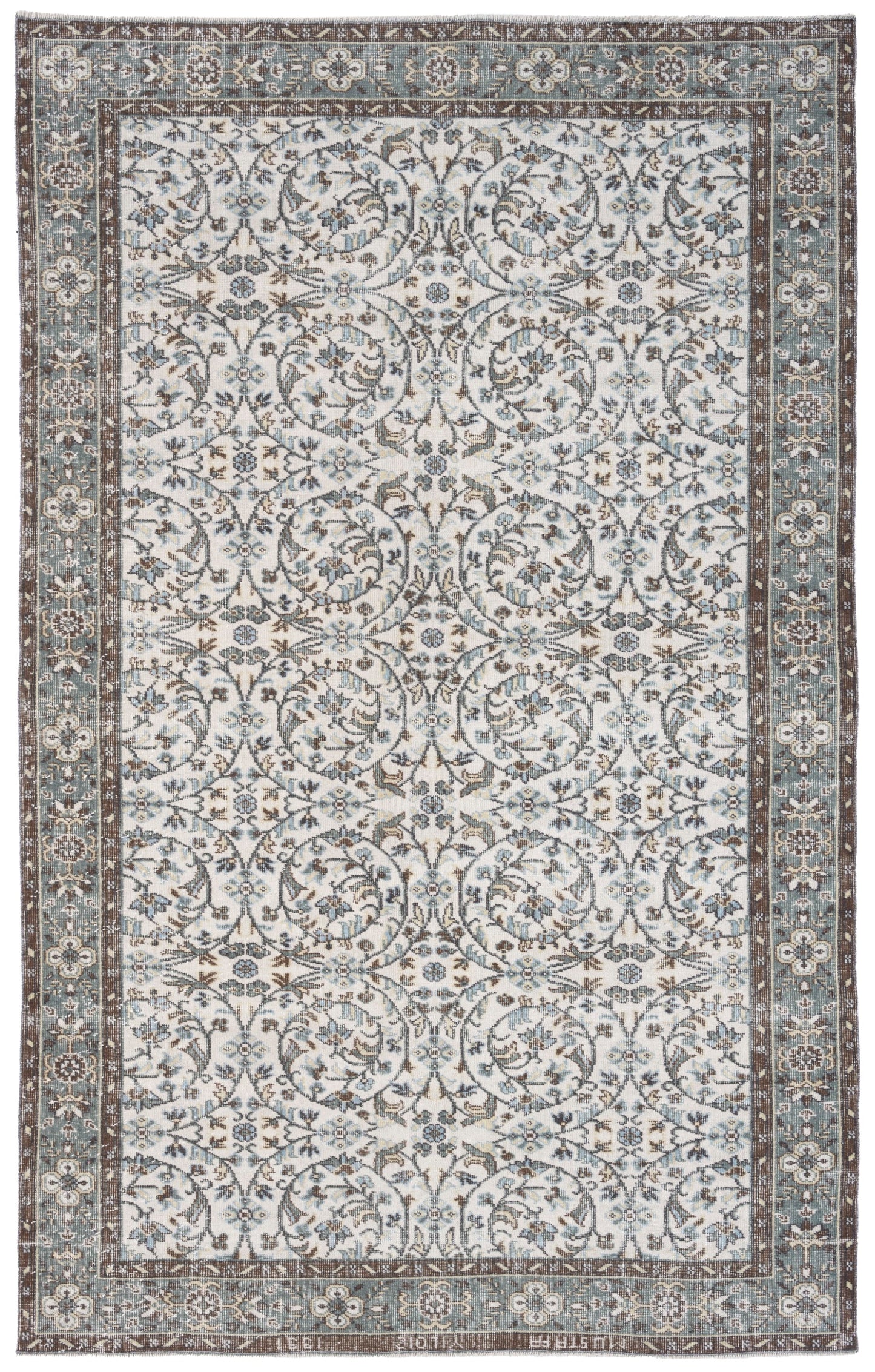 3239 - 6' x 9'5"