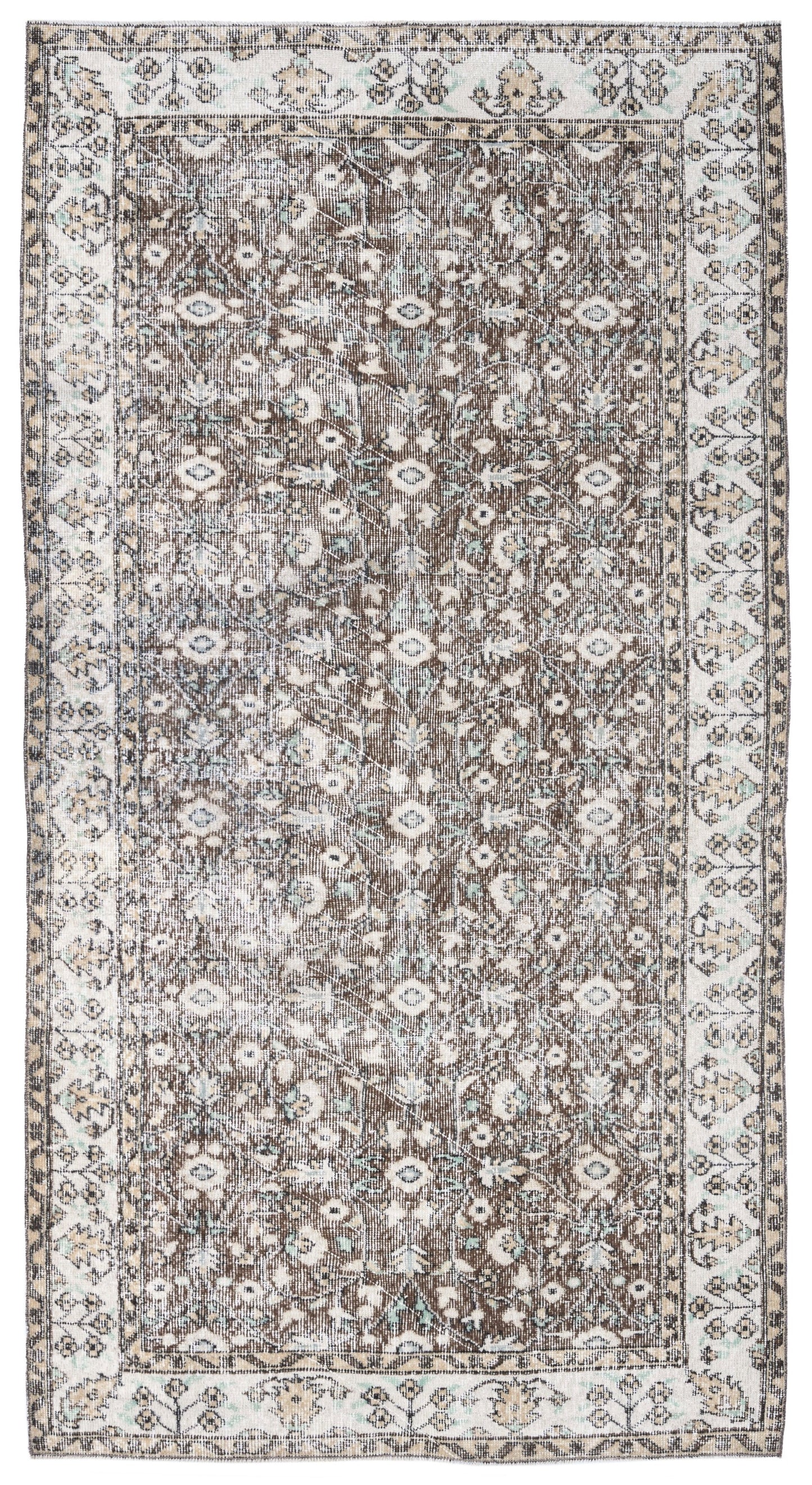 3252 - 4'5" x 8'1"