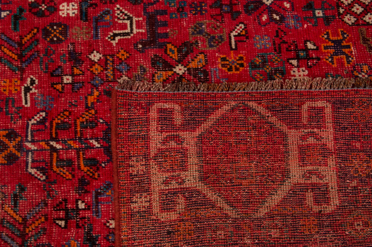 6698 - 5' x 8'11"