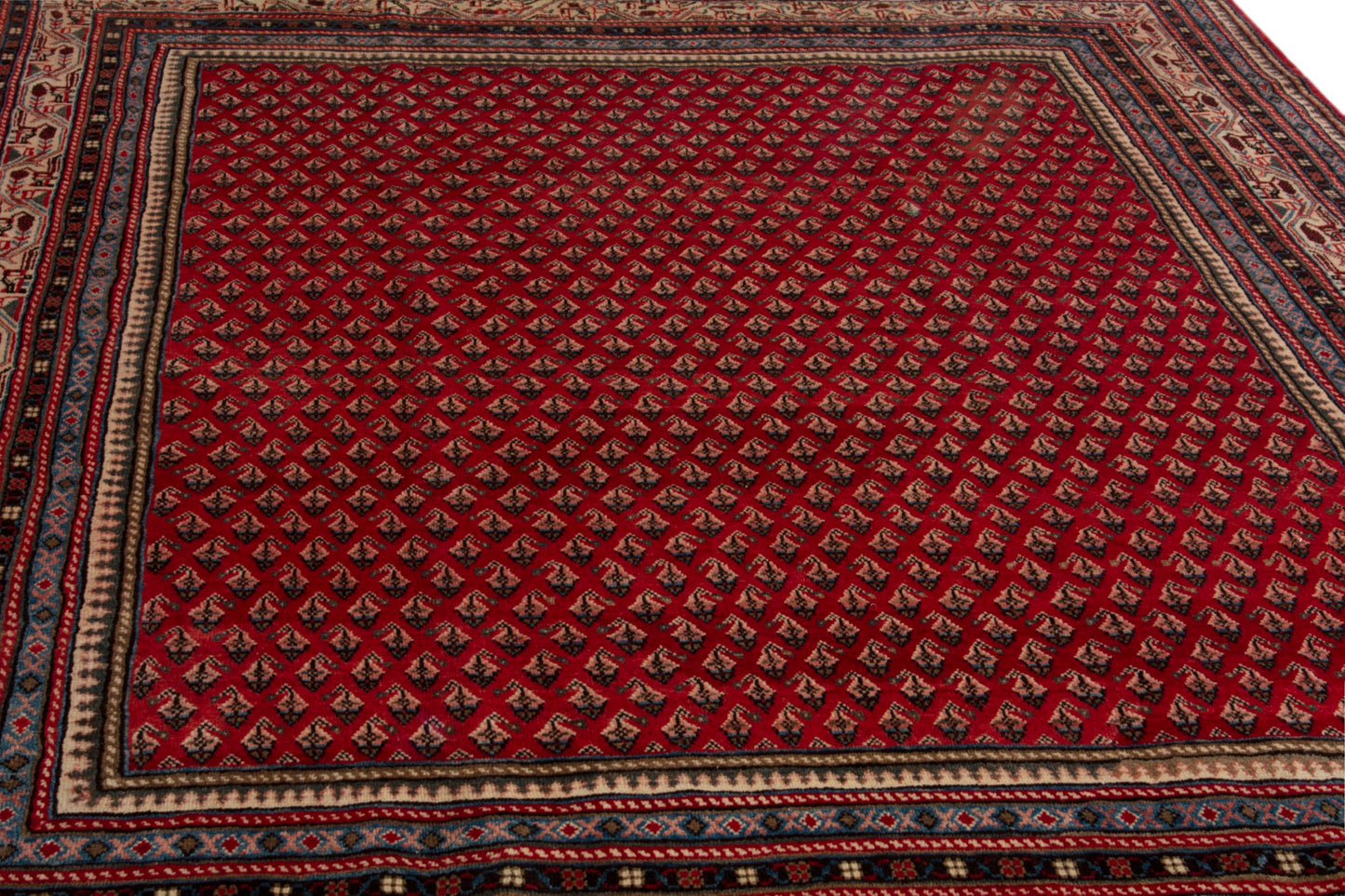 6733 - 8' x 10'6"