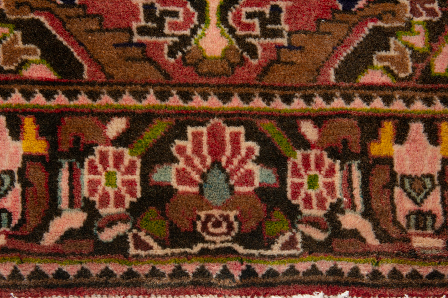 CAN_3918 - 3'3" x 4'8"