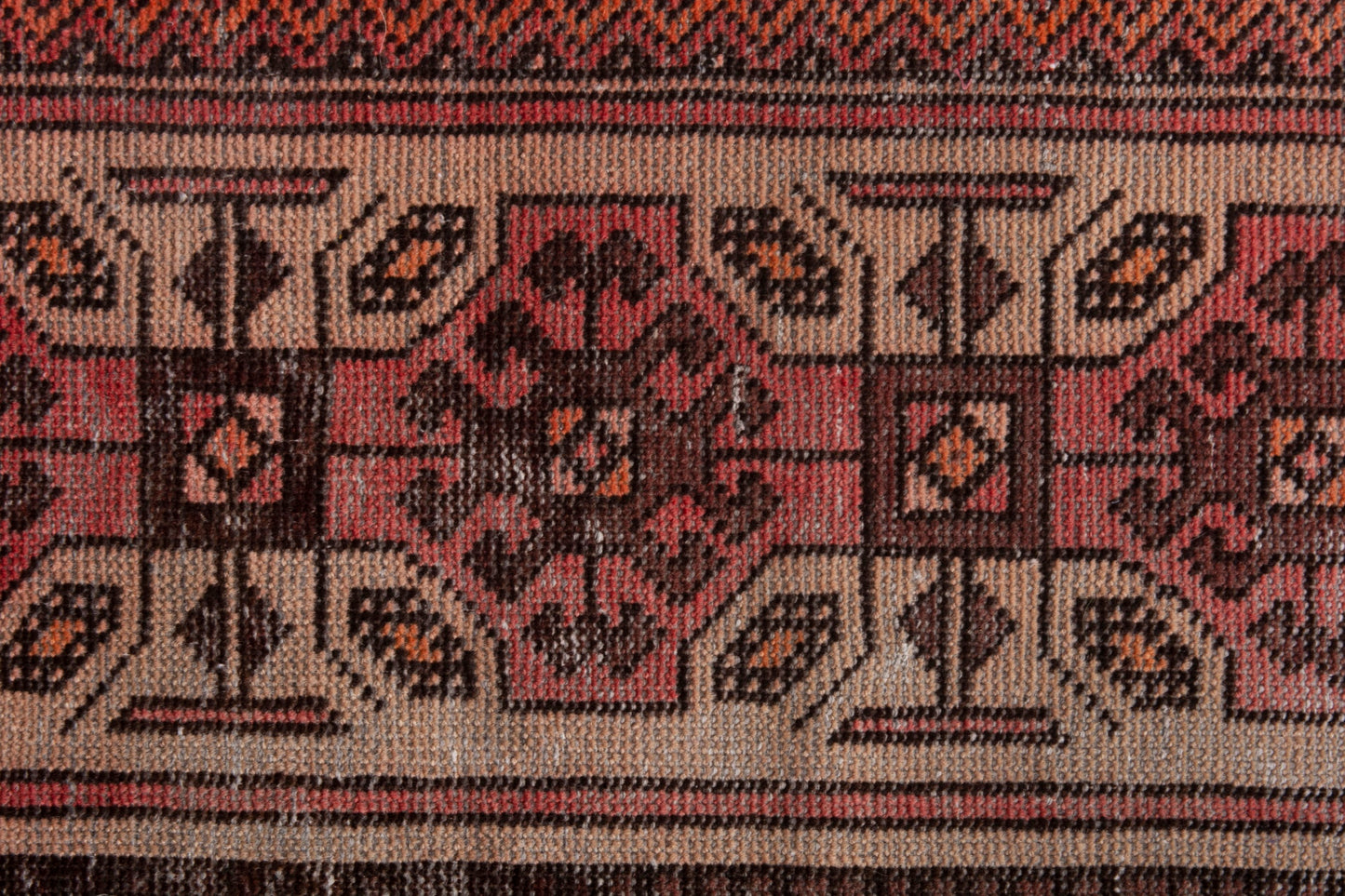 CAN_3975 - 2'9" x 5'7"
