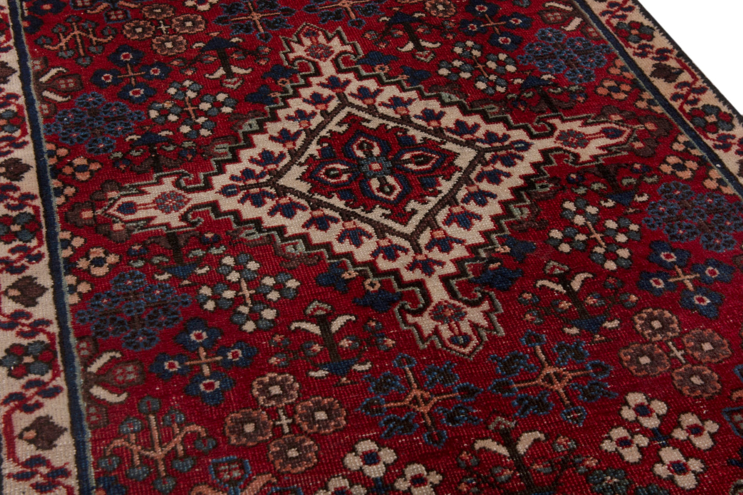 CAN_3976 - 1'10" x 4'11"