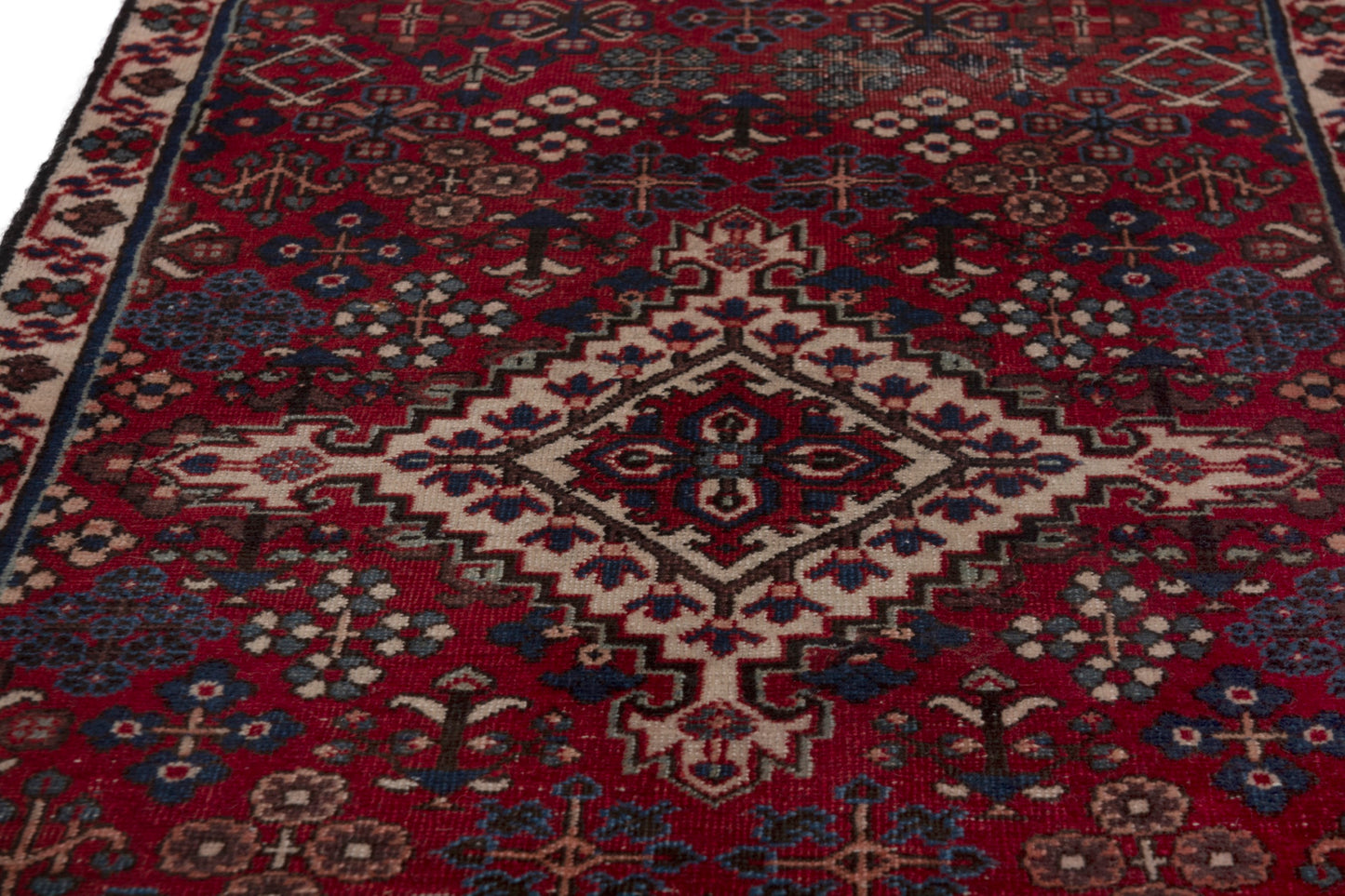 CAN_3976 - 1'10" x 4'11"