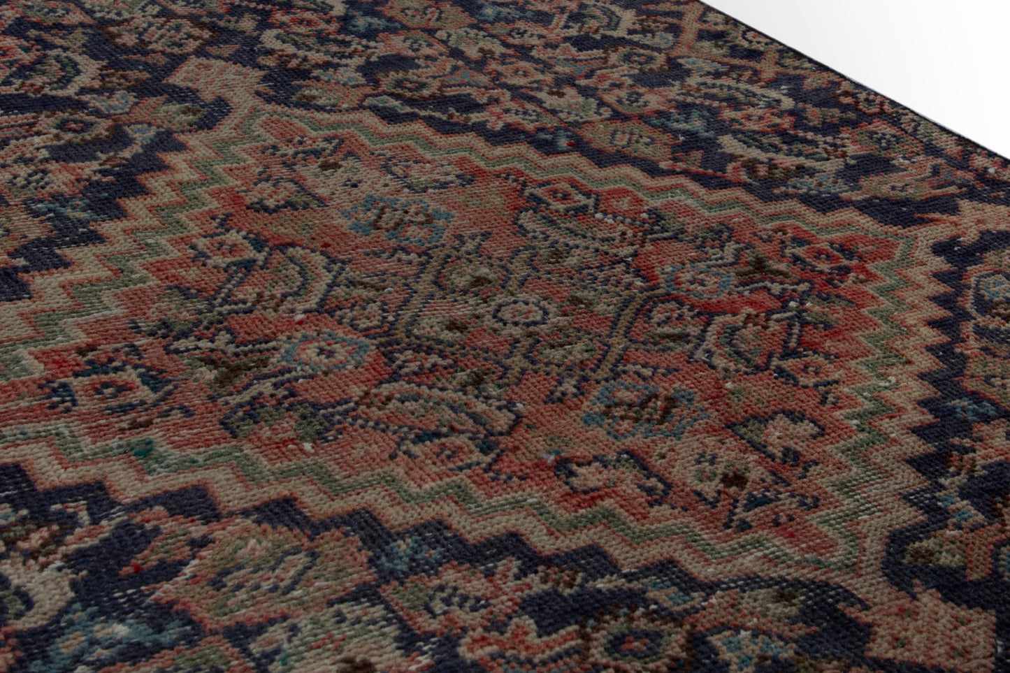 CAN_3983 - 3'3" x 4'1"