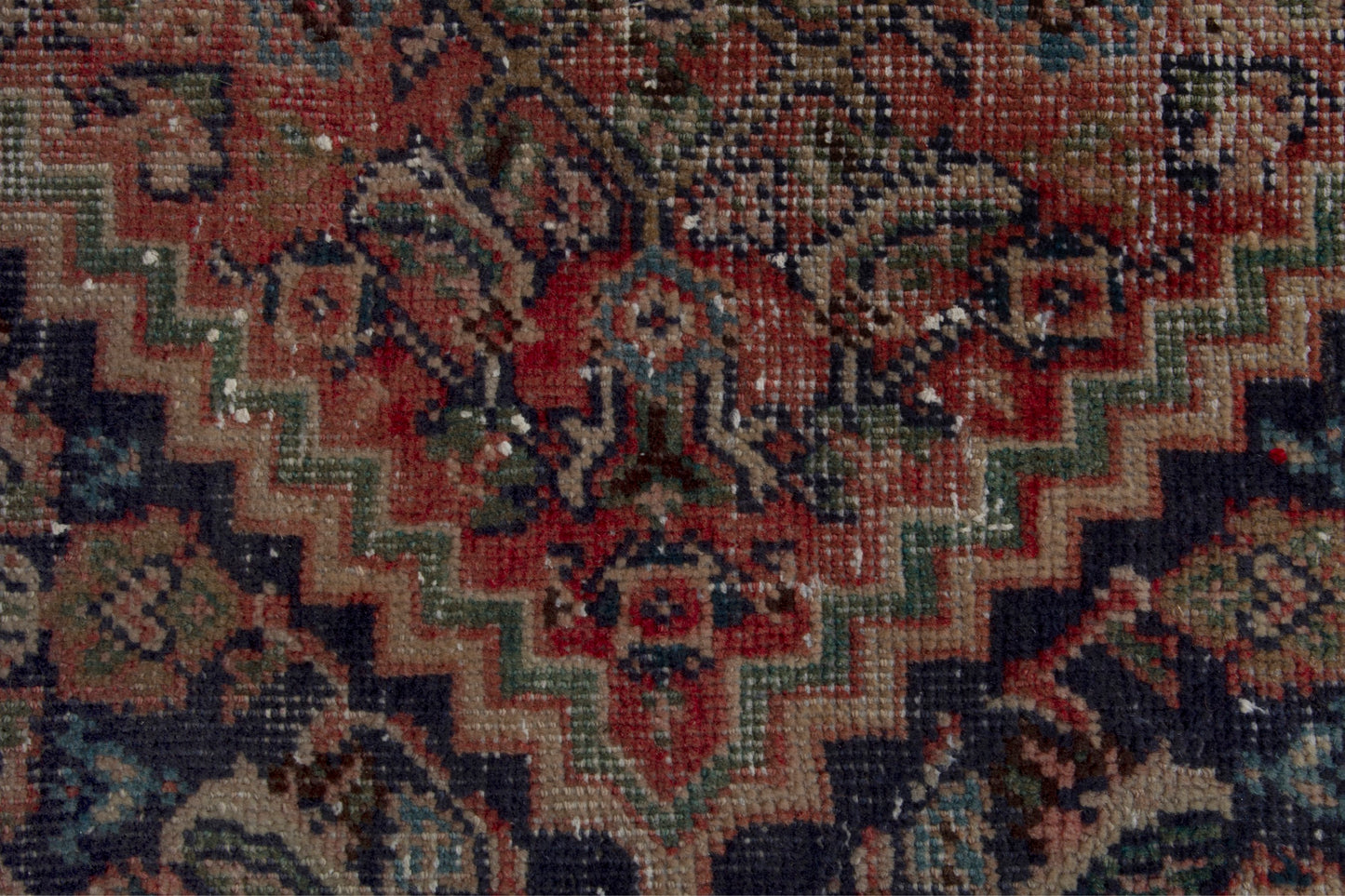 CAN_3983 - 3'3" x 4'1"