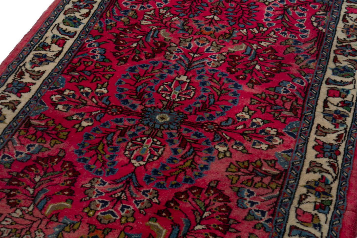 CAN_3984 - 2'2" x 4'4"