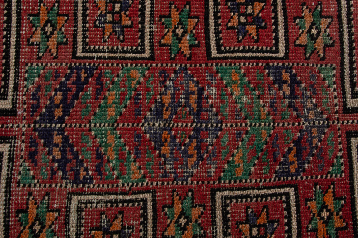 CAN_4022 - 3'10" x 9'5"