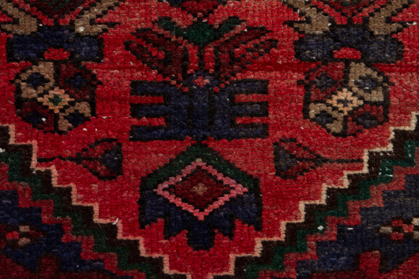 CAN_4045 - 2'7" x 9'