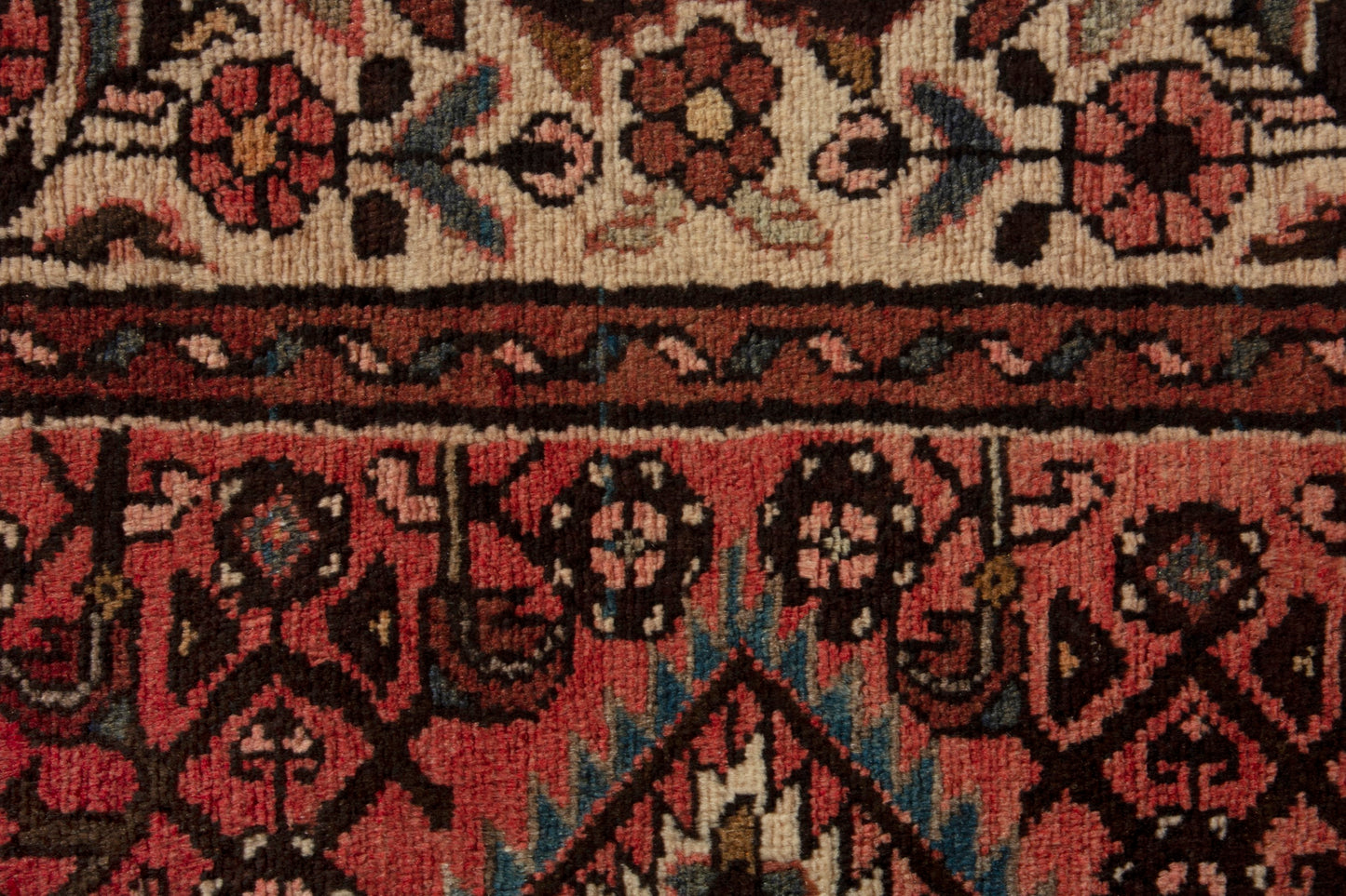 CAN_4053 - 3'6" x 10'3"