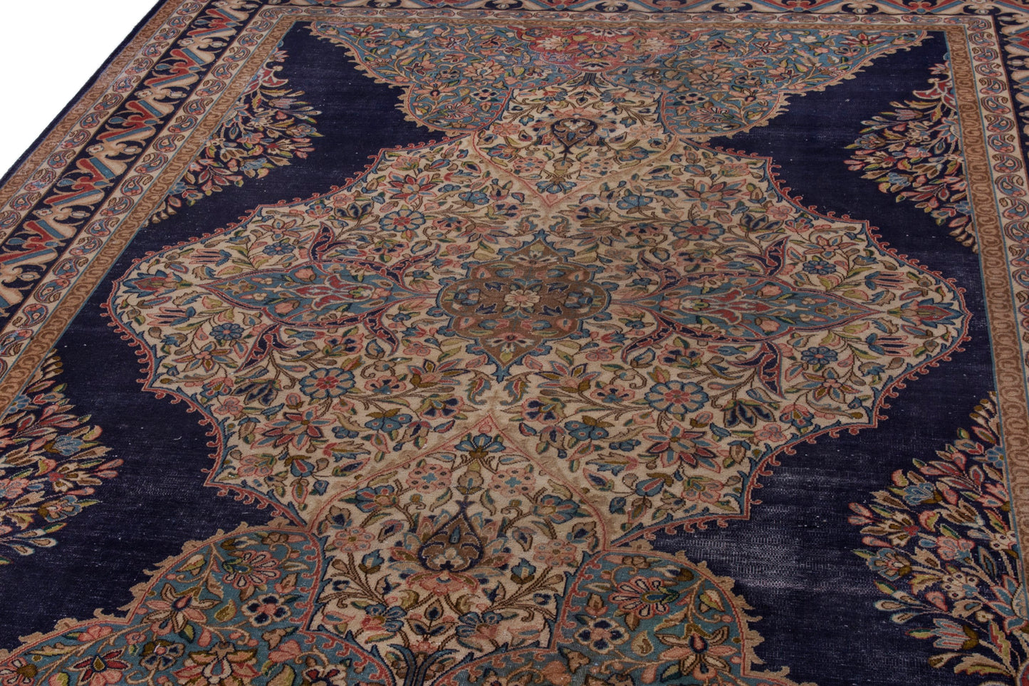 CAN_4087 - 7'1" x 9'10"