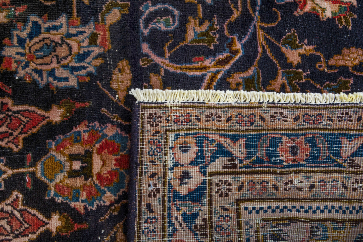 CAN_4102 - 7'1" x 10'4"