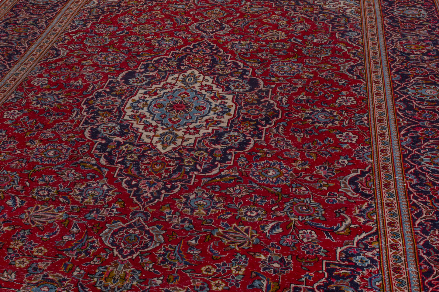 CAN_4105 - 8'1" x 11'4"