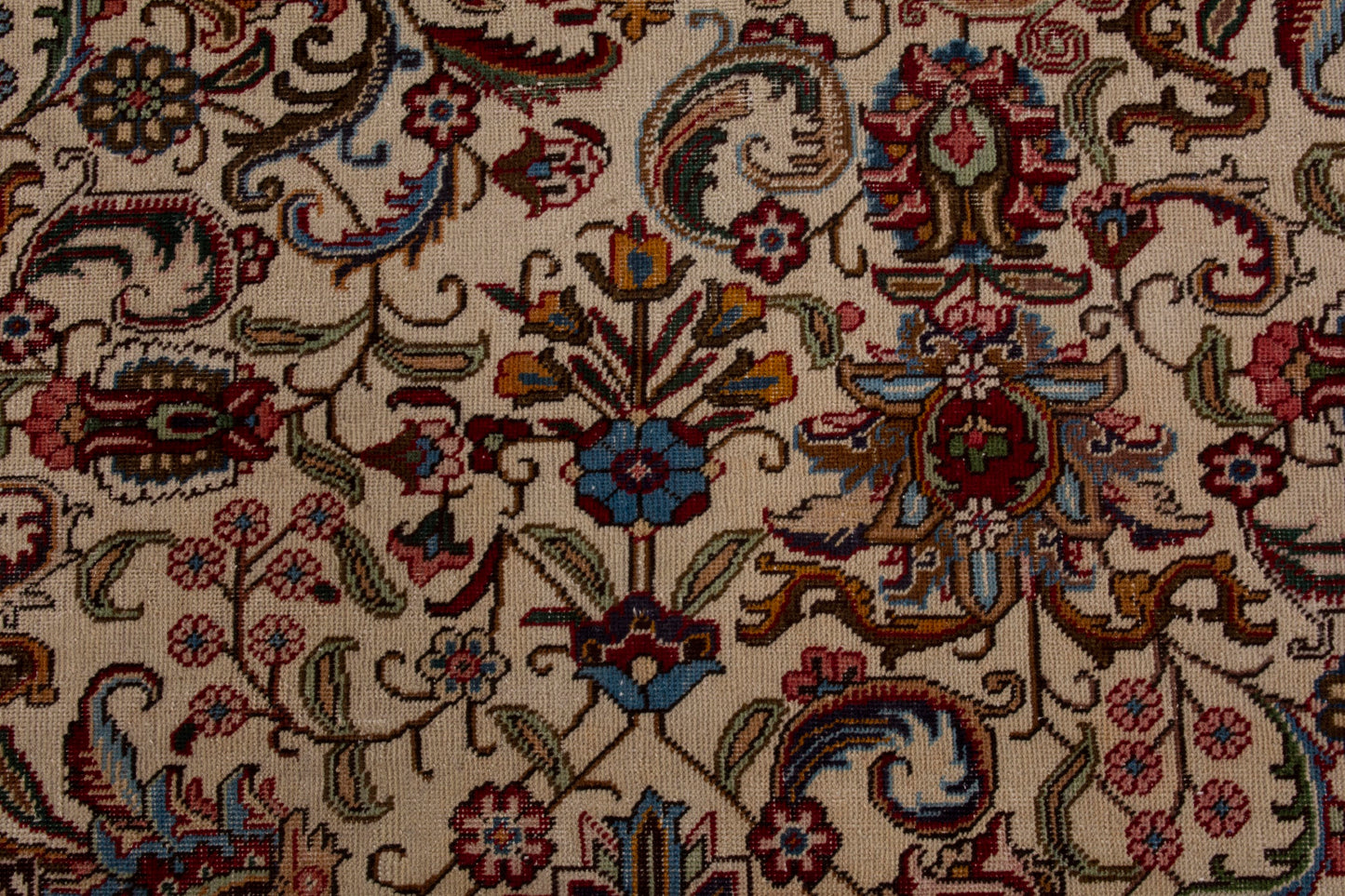 CAN_4139 - 9'8" x 13'1"