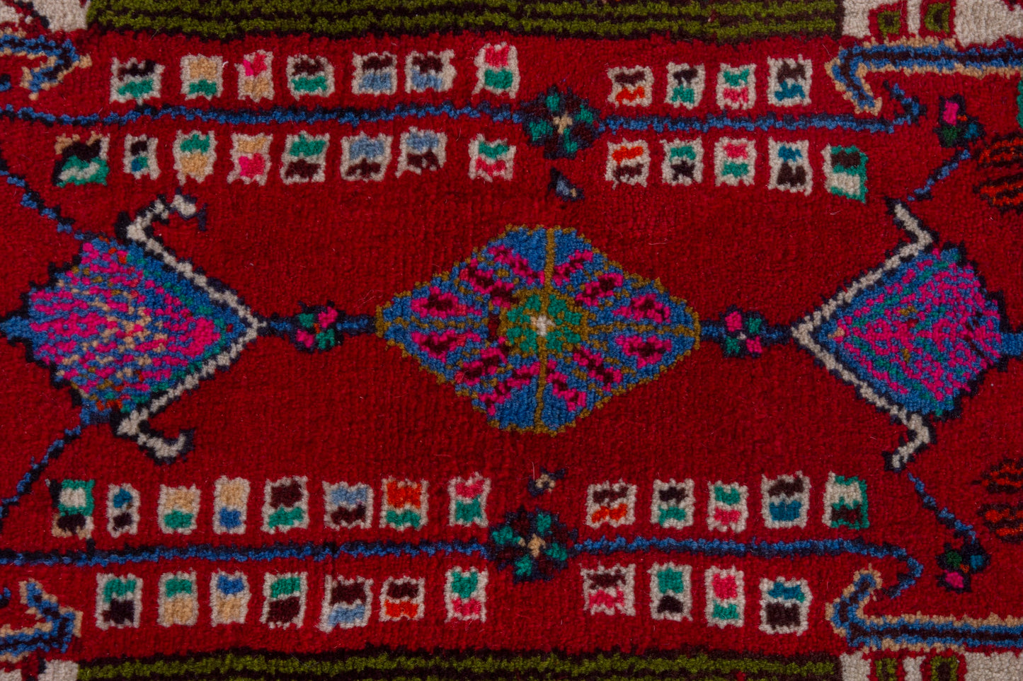 CAN_4189 - 2'4" x 3'5"