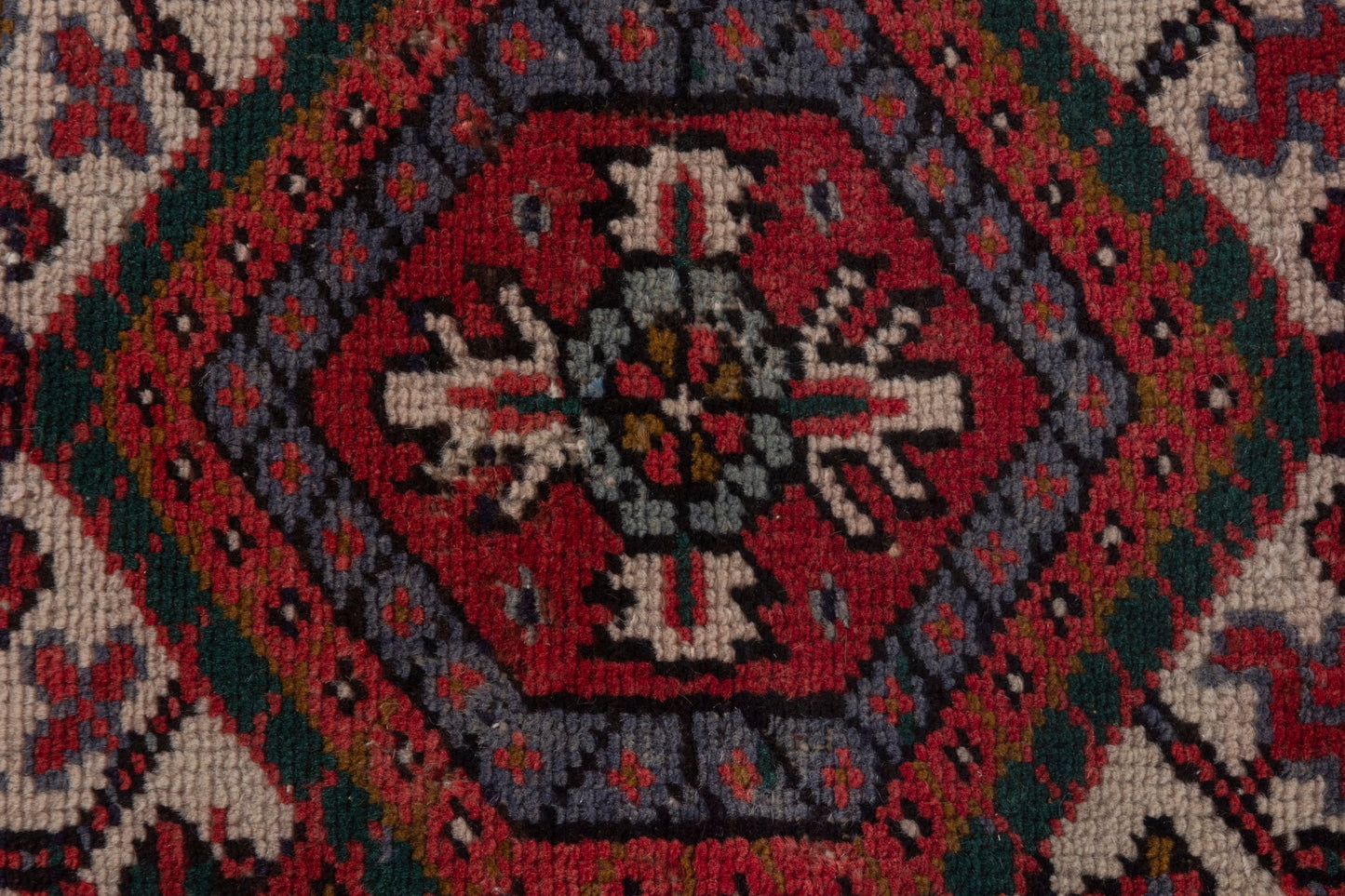 CAN_4192 - 1'7" x 4'6"