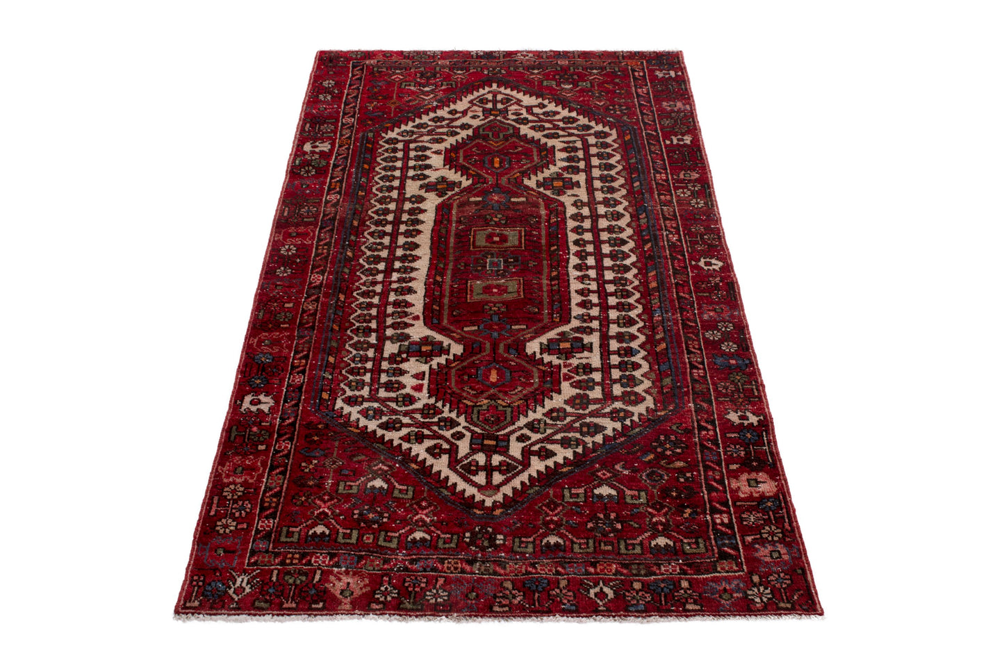 CAN_4224 - 4'1" x 7'5"