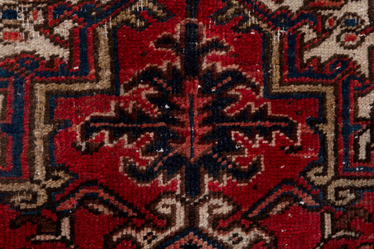 CAN_4229 - 6'8" x 7'7"
