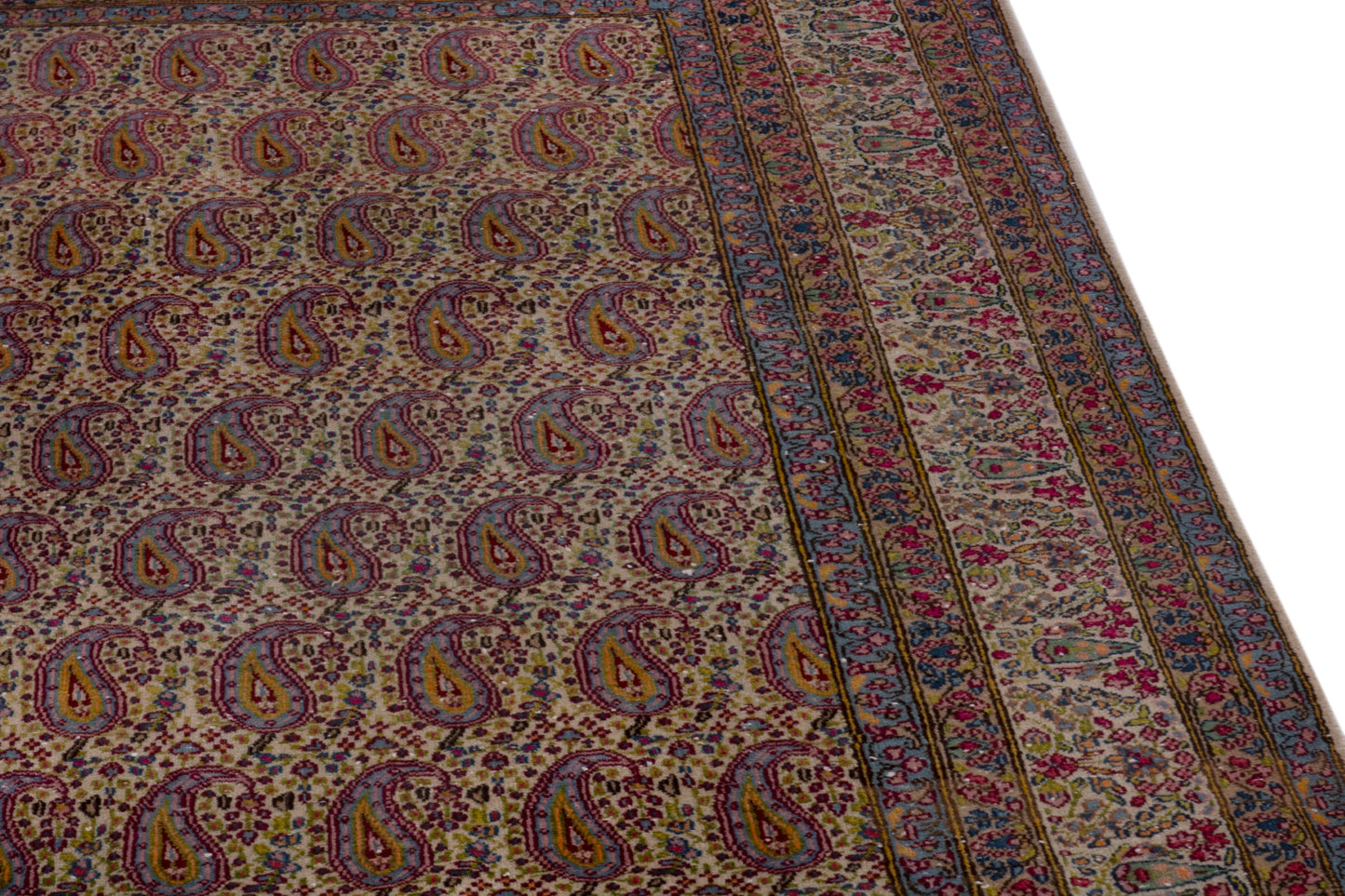 CAN_4242 - 5'8" x 9'1"