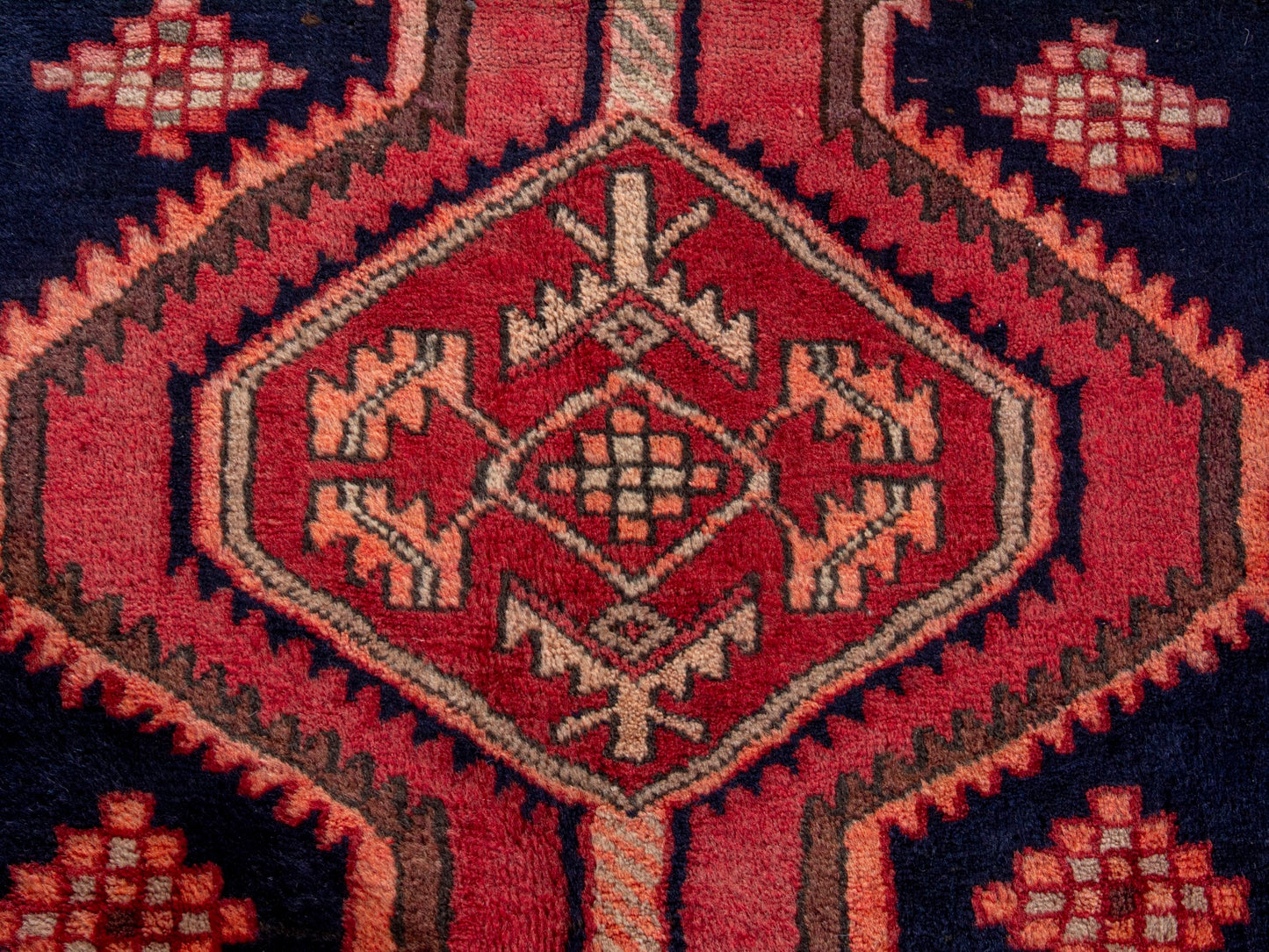 CAN_4319 - 3'3" x 6'9"