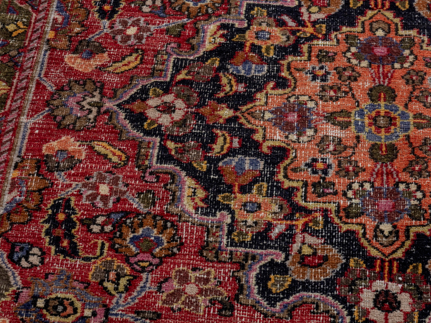 CAN_4335 - 3'4" x 9'11"