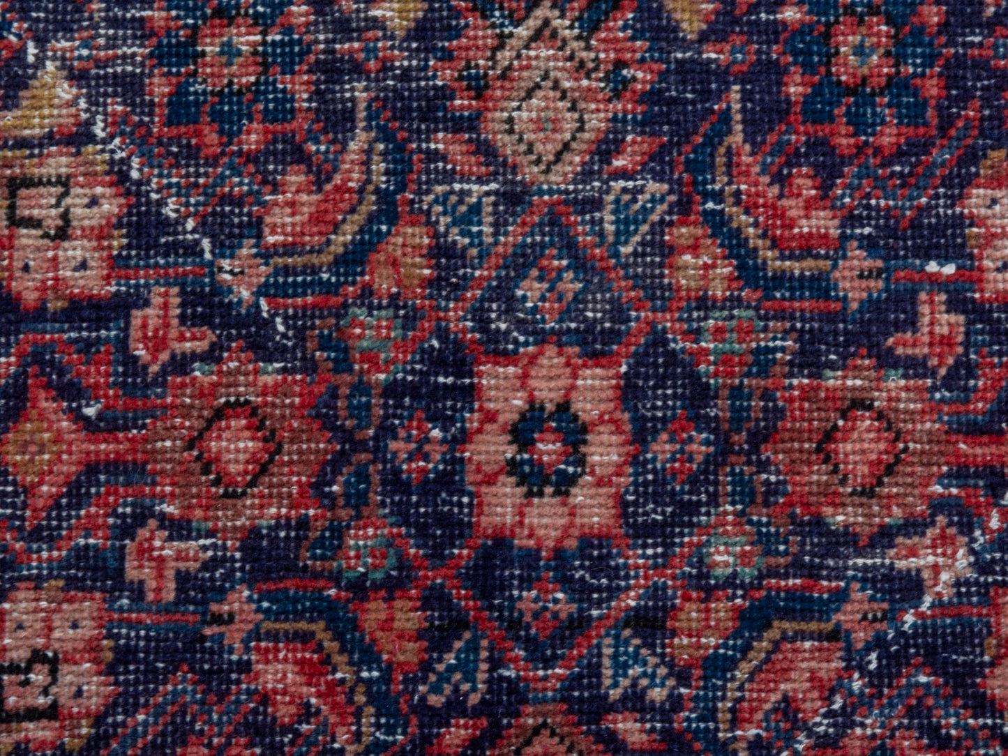 CAN_4340 - 3'3" x 10'2"