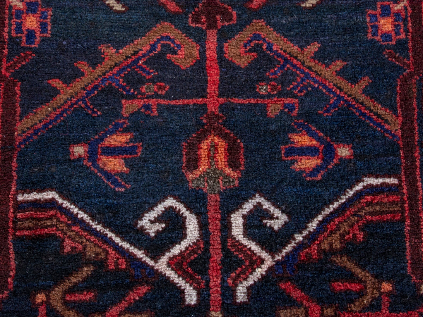 CAN_4346 - 3'7" x 7'10"