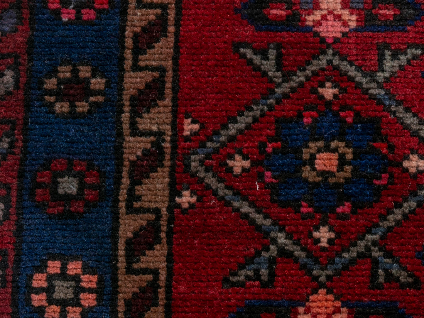 CAN_4364 - 2'8" x 8'8"