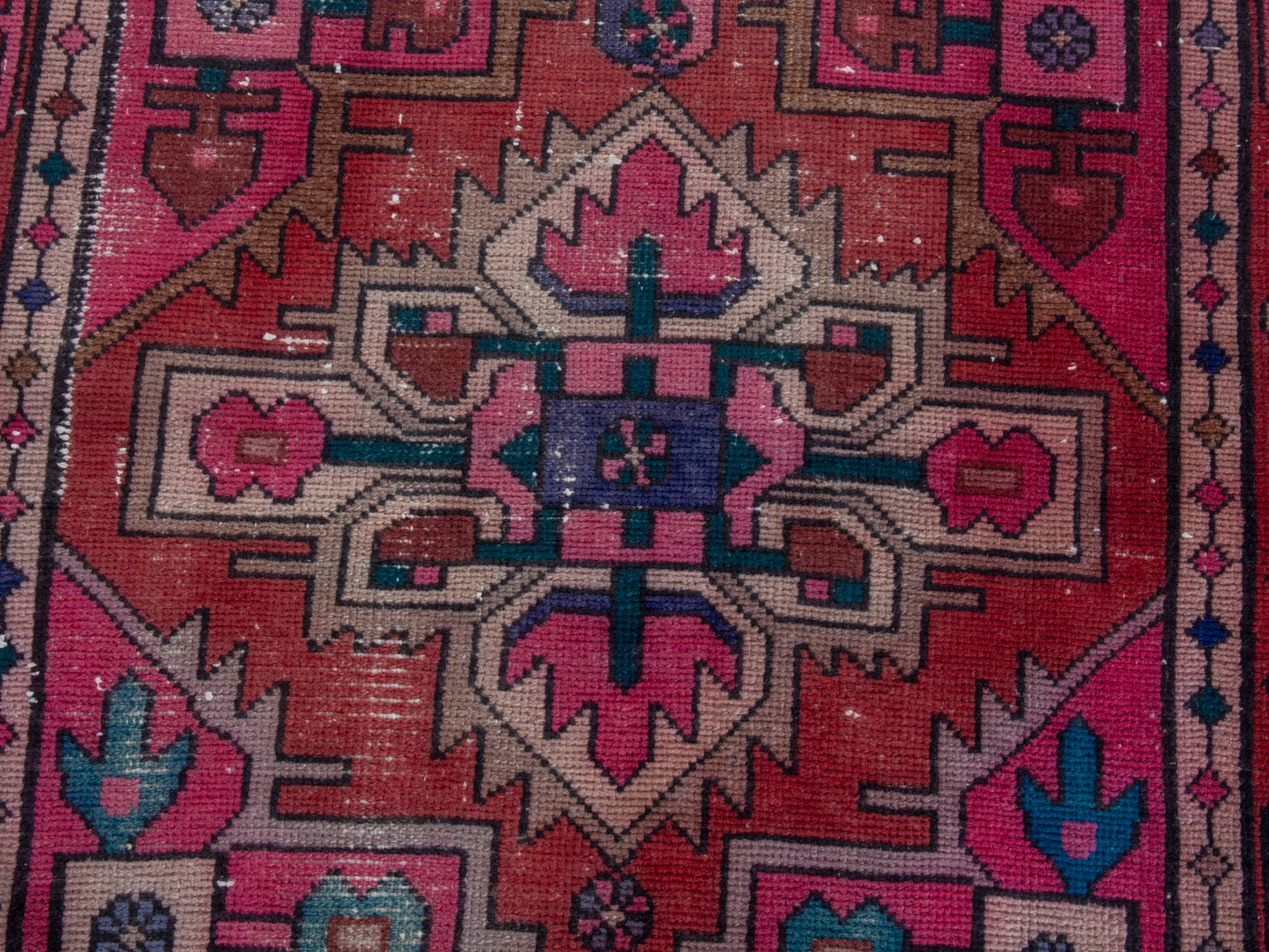 CAN_4367 - 2'2" x 9'11"