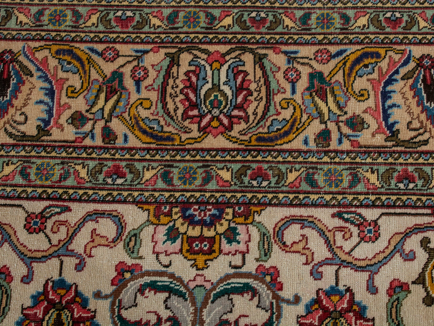 CAN_4383 - 9'8" x 12'10"