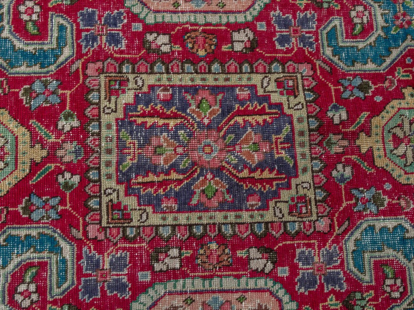 CAN_4386 - 7'10" x 11'2"