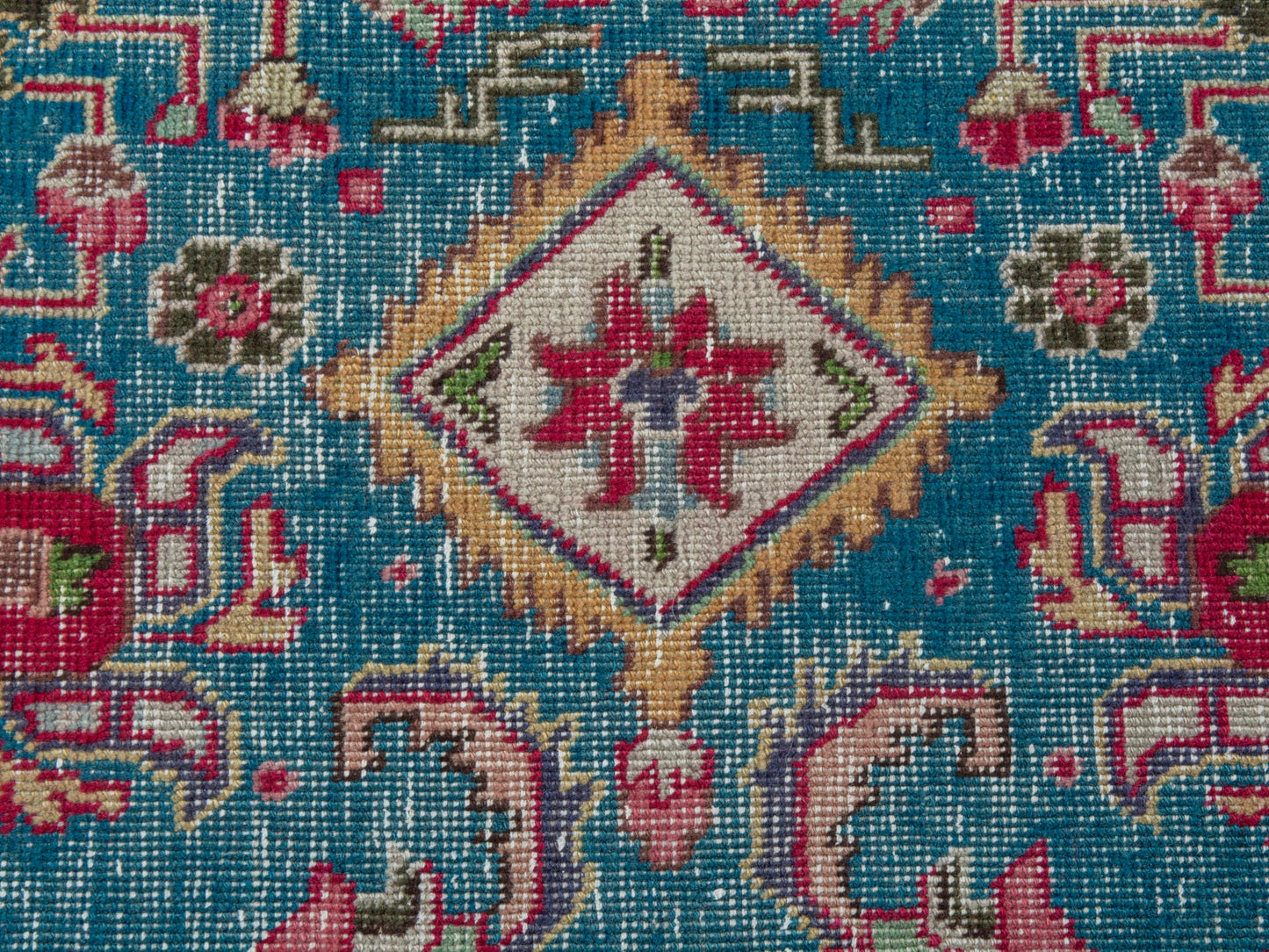 CAN_4386 - 7'10" x 11'2"