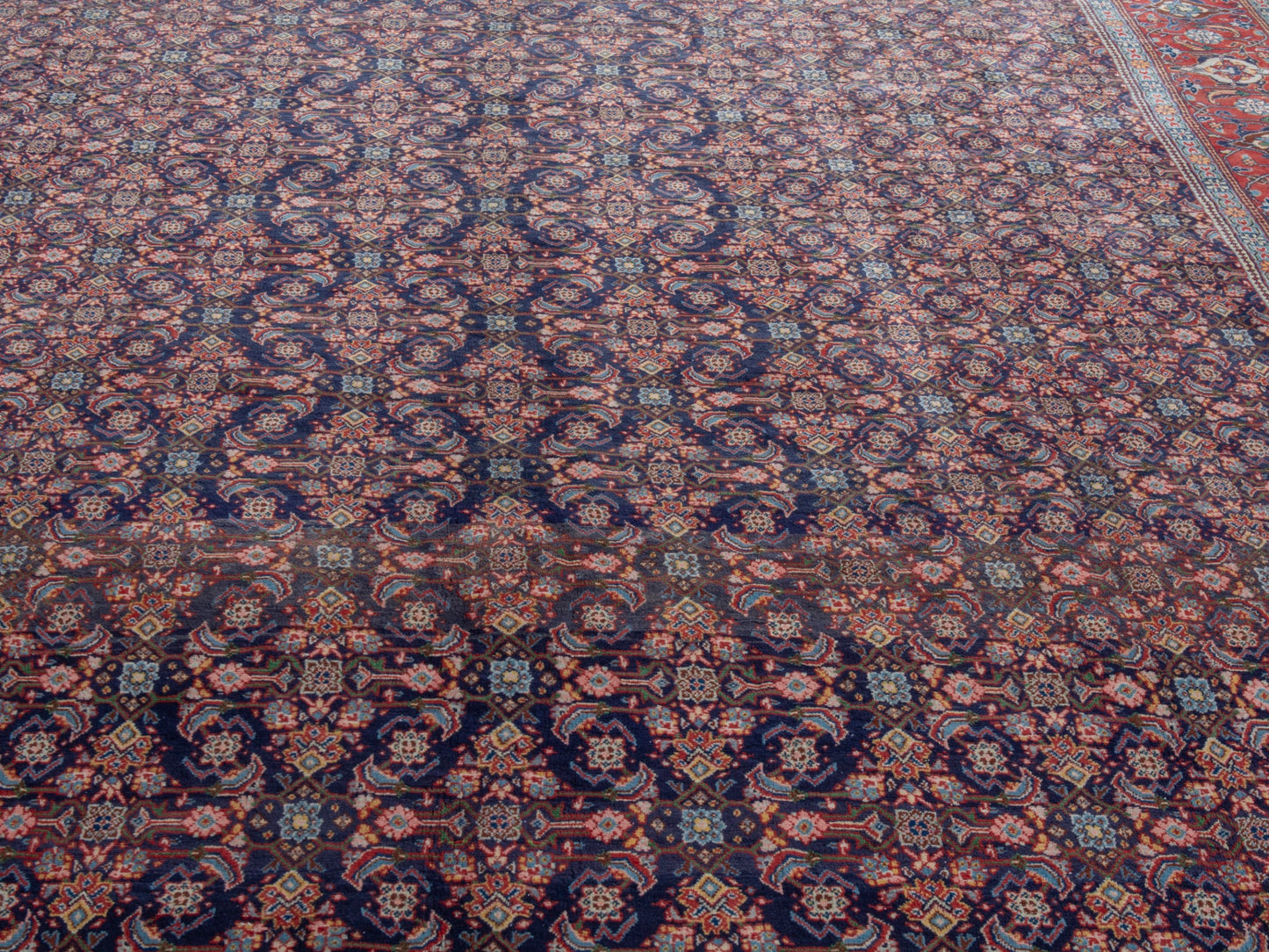 CAN_4397 - 9'6" x 13'1"