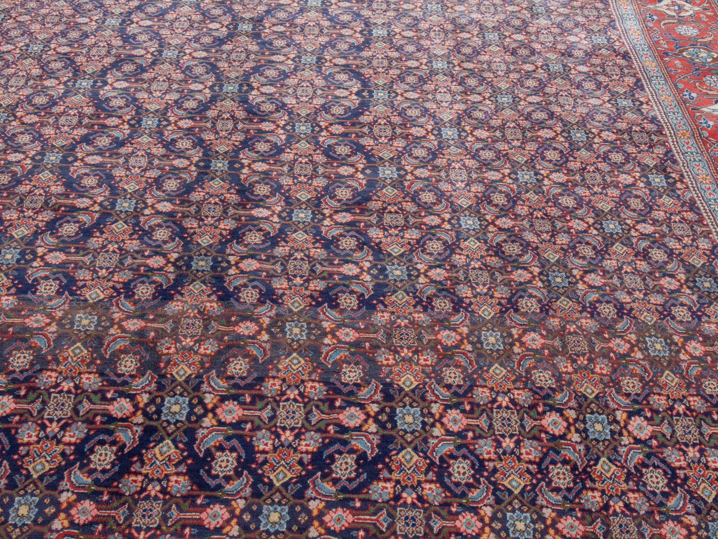 CAN_4397 - 9'6" x 13'1"