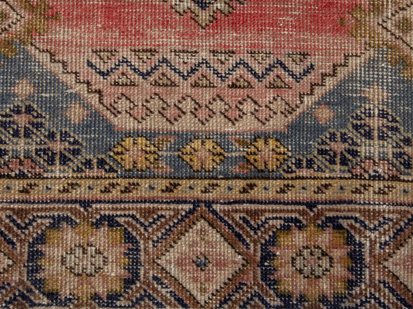 CAN_4607 - 4'3" x 5'10"