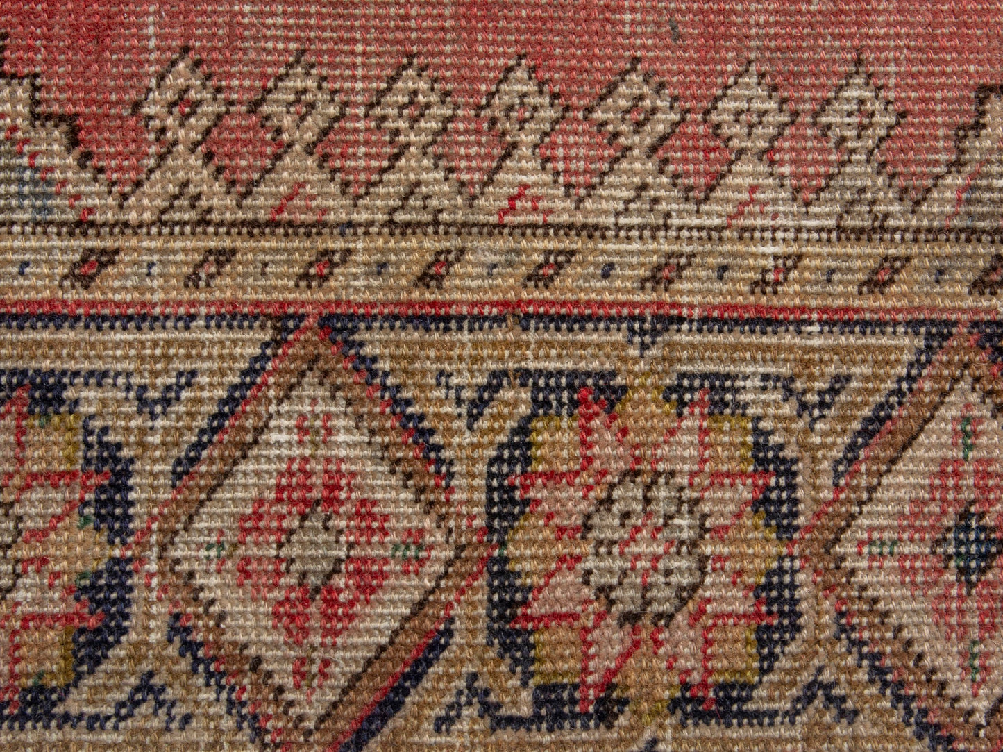 CAN_4607 - 4'3" x 5'10"
