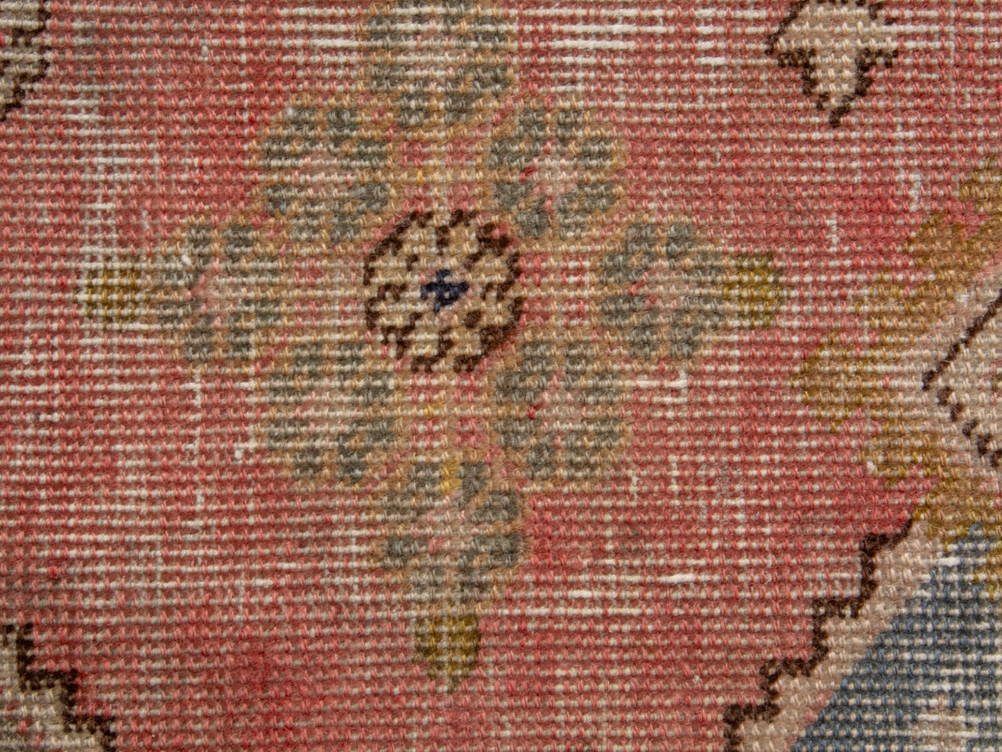 CAN_4607 - 4'3" x 5'10"