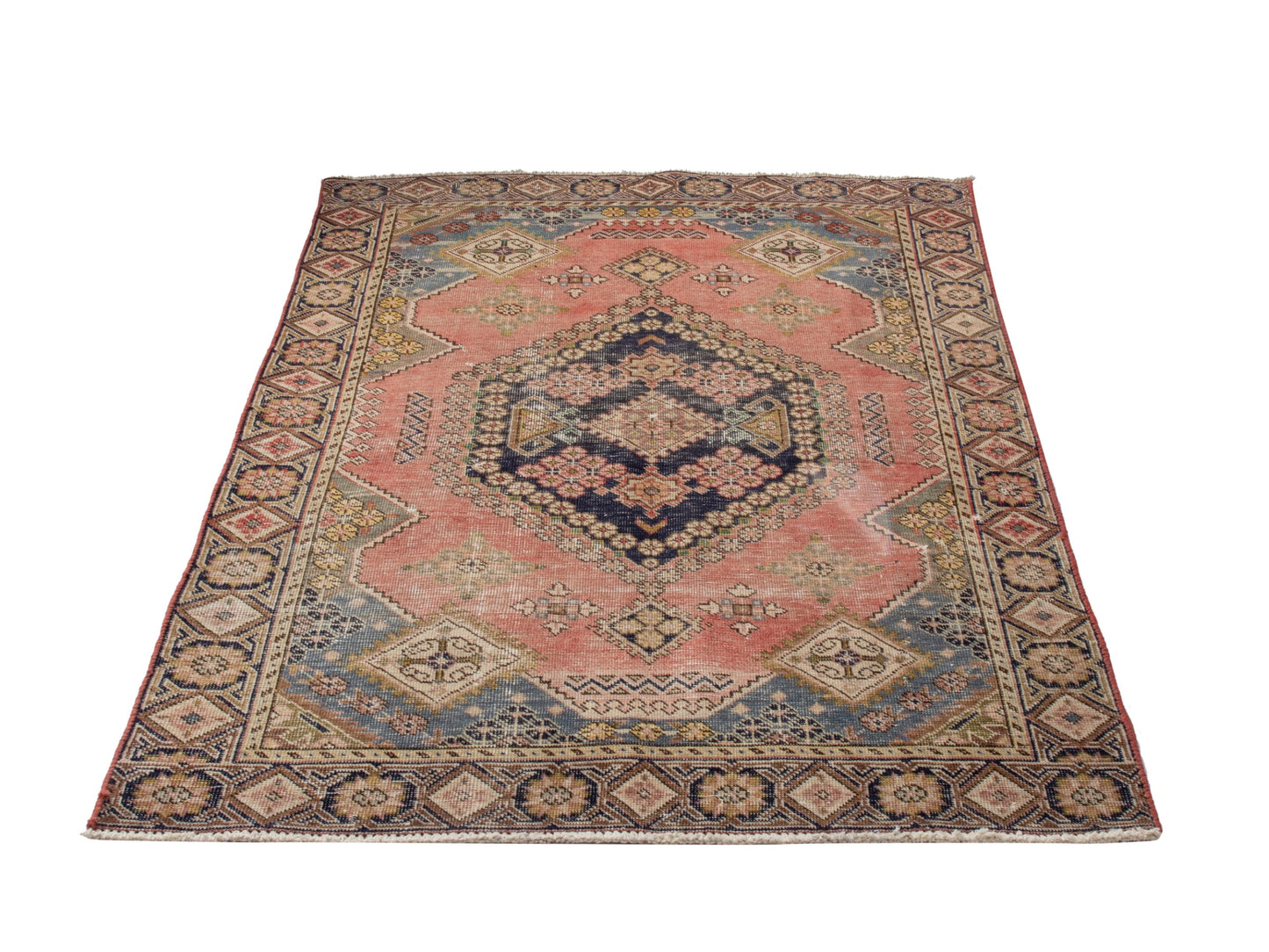 CAN_4629 - 4'1" x 5'11"