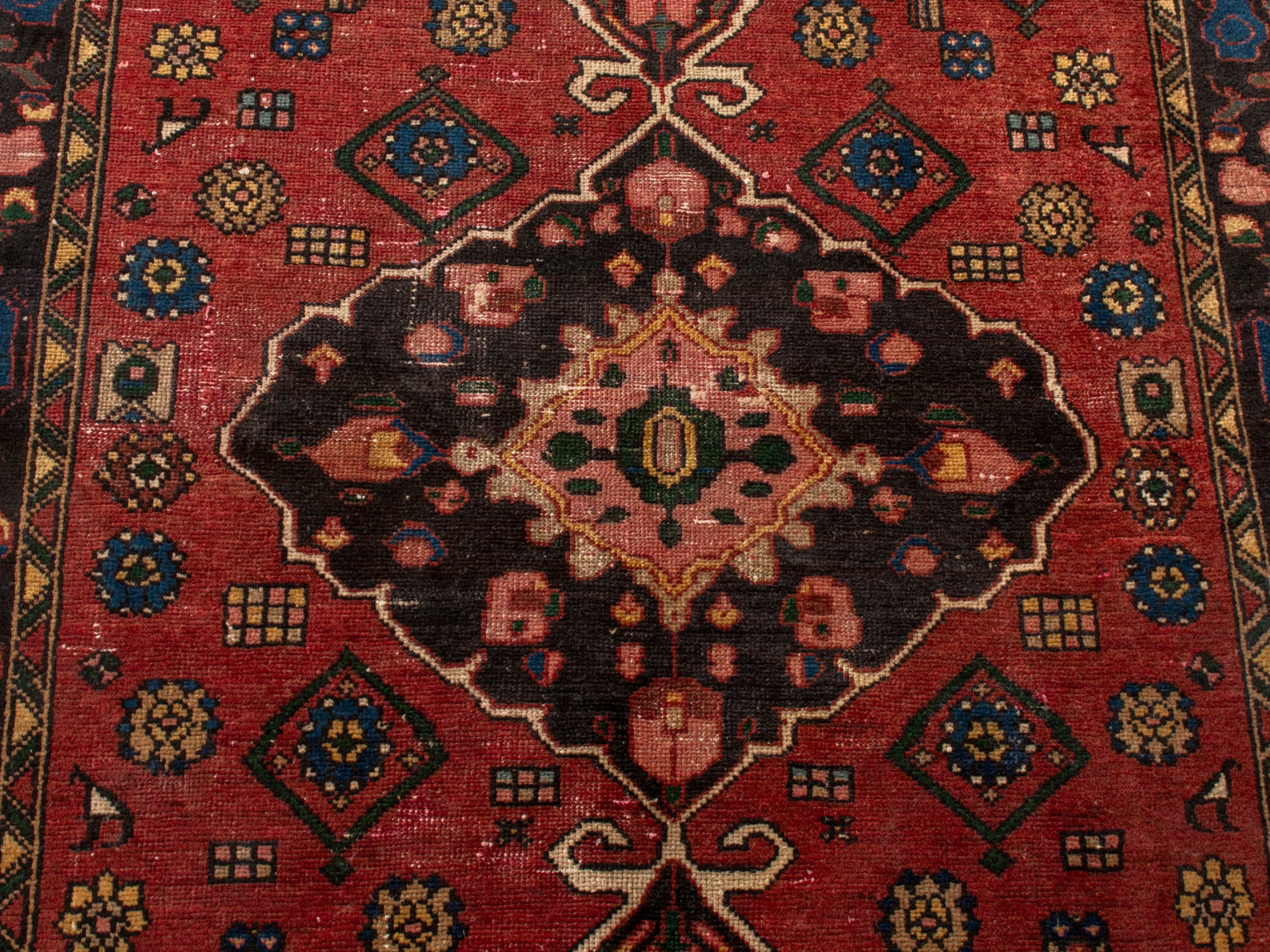 CAN_4663 - 4'6" x 7'3"