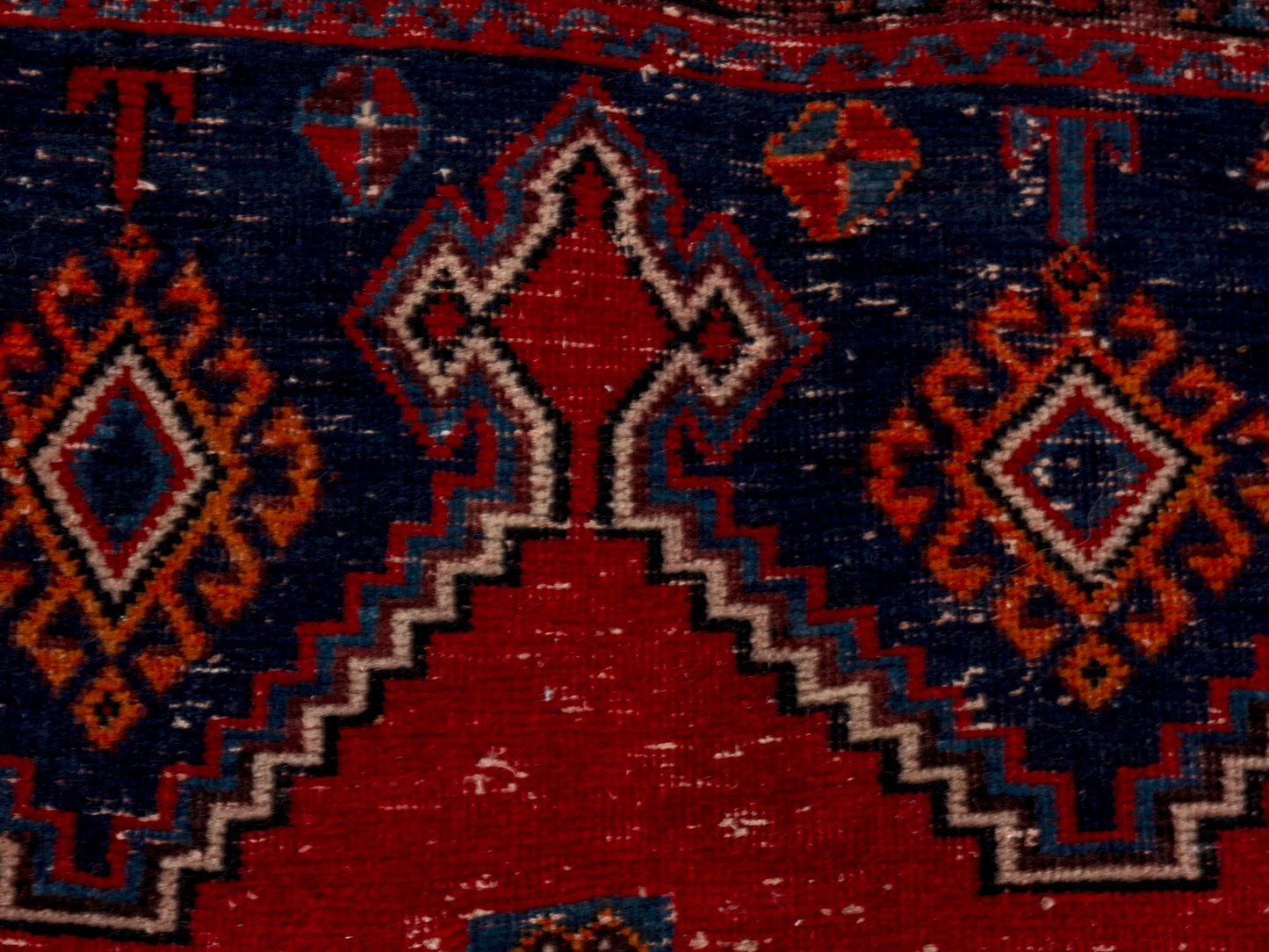 CAN_4691 - 4'11" x 7'6"