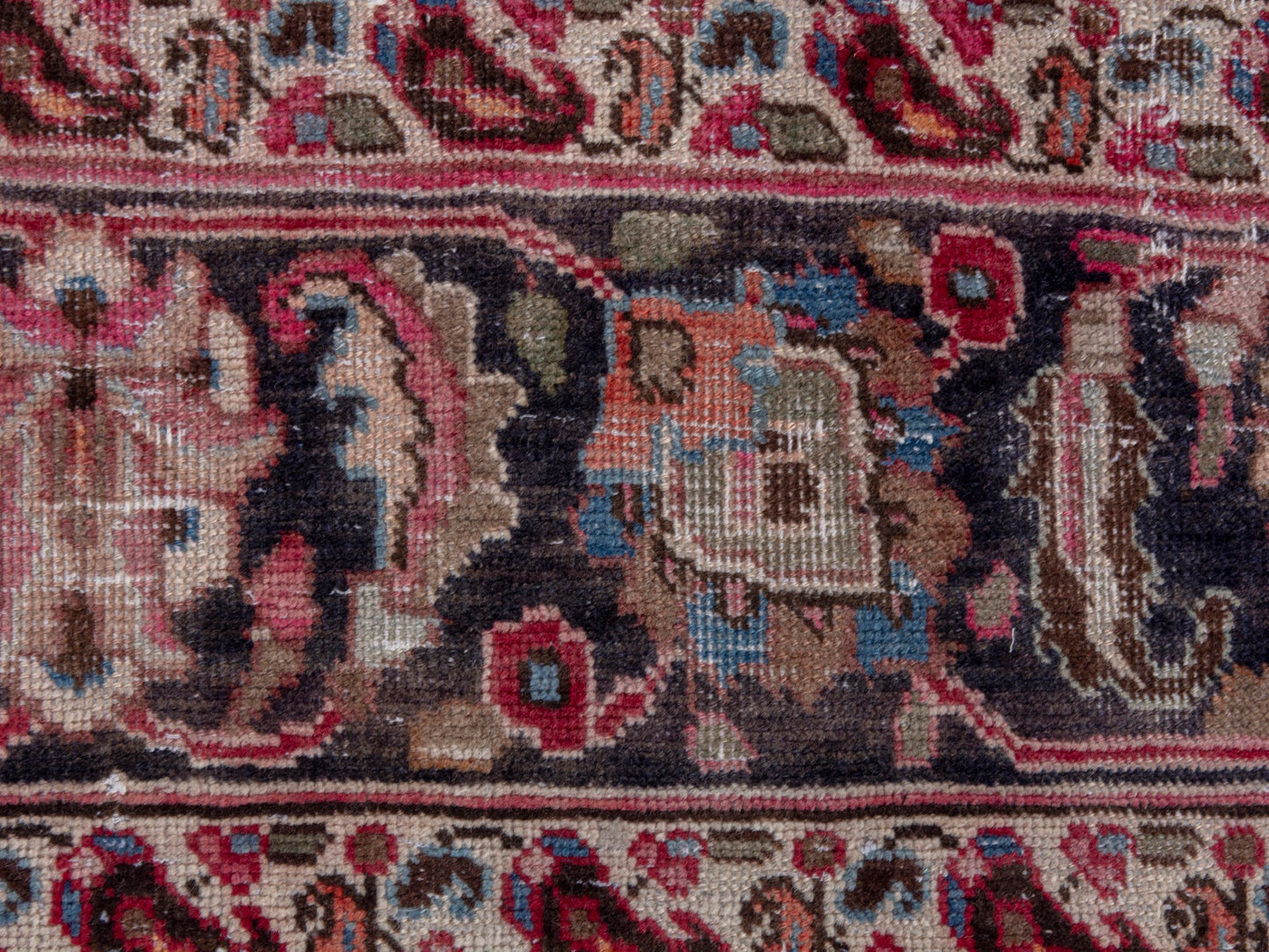 CAN_4703 - 8'2" x 11'6"