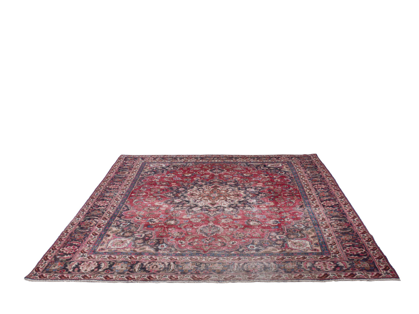 CAN_4703 - 8'2" x 11'6"