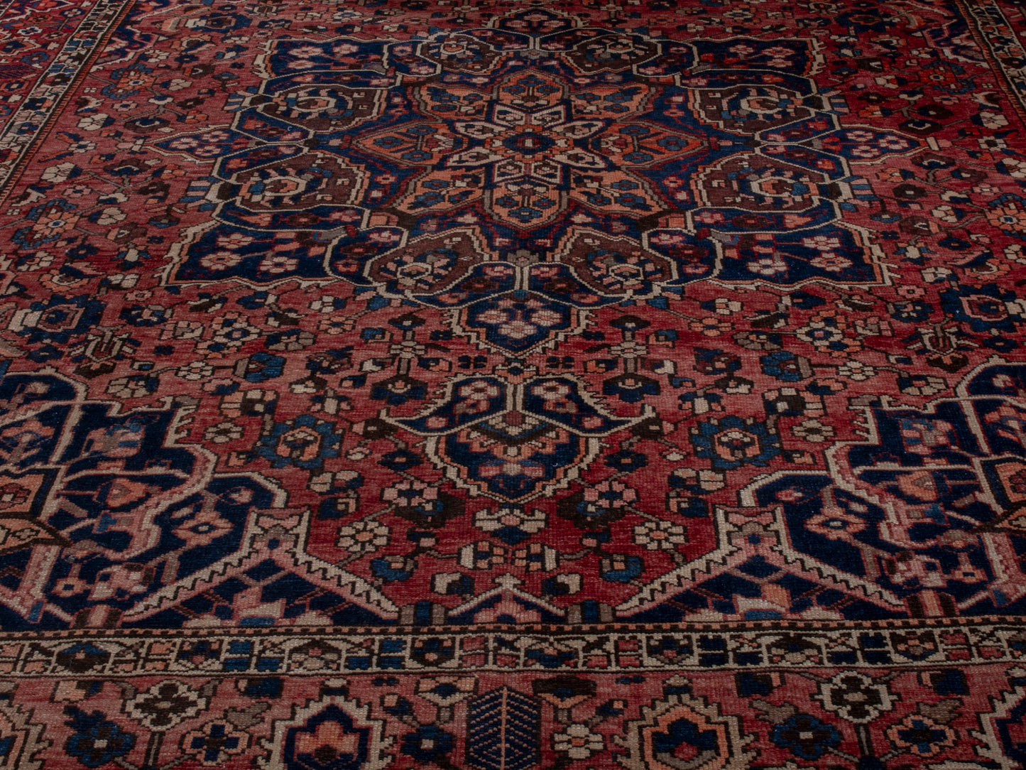 CAN_4710 - 10'3" x 12'8"